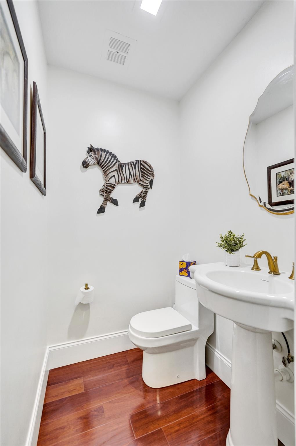 4711 Bayview Dr Fort Lauderdale, FL 33308