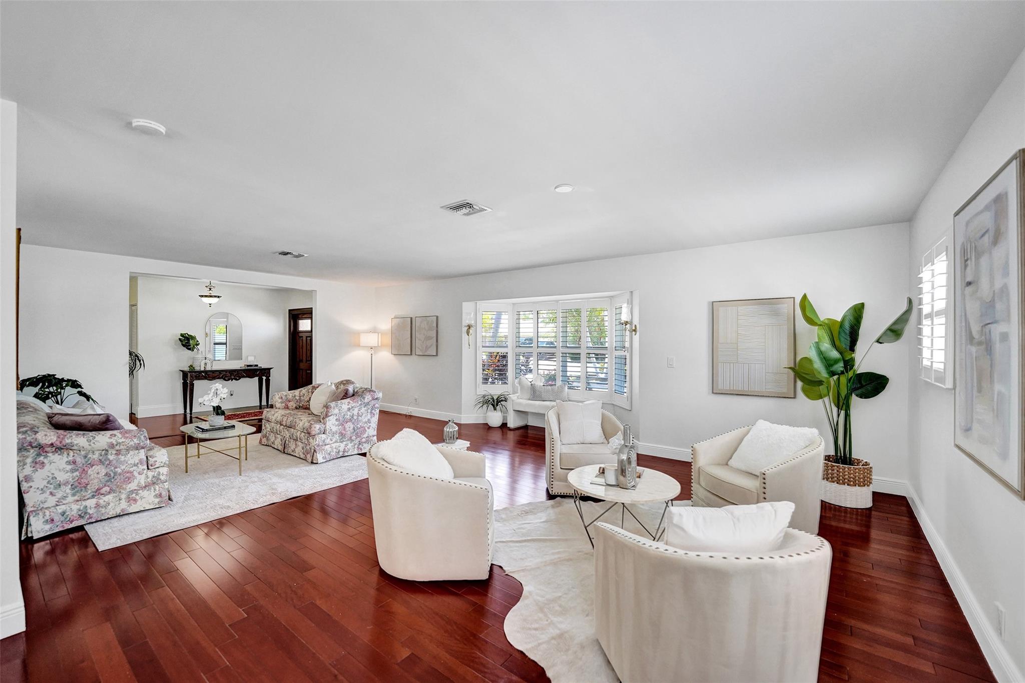 4711 Bayview Dr Fort Lauderdale, FL 33308