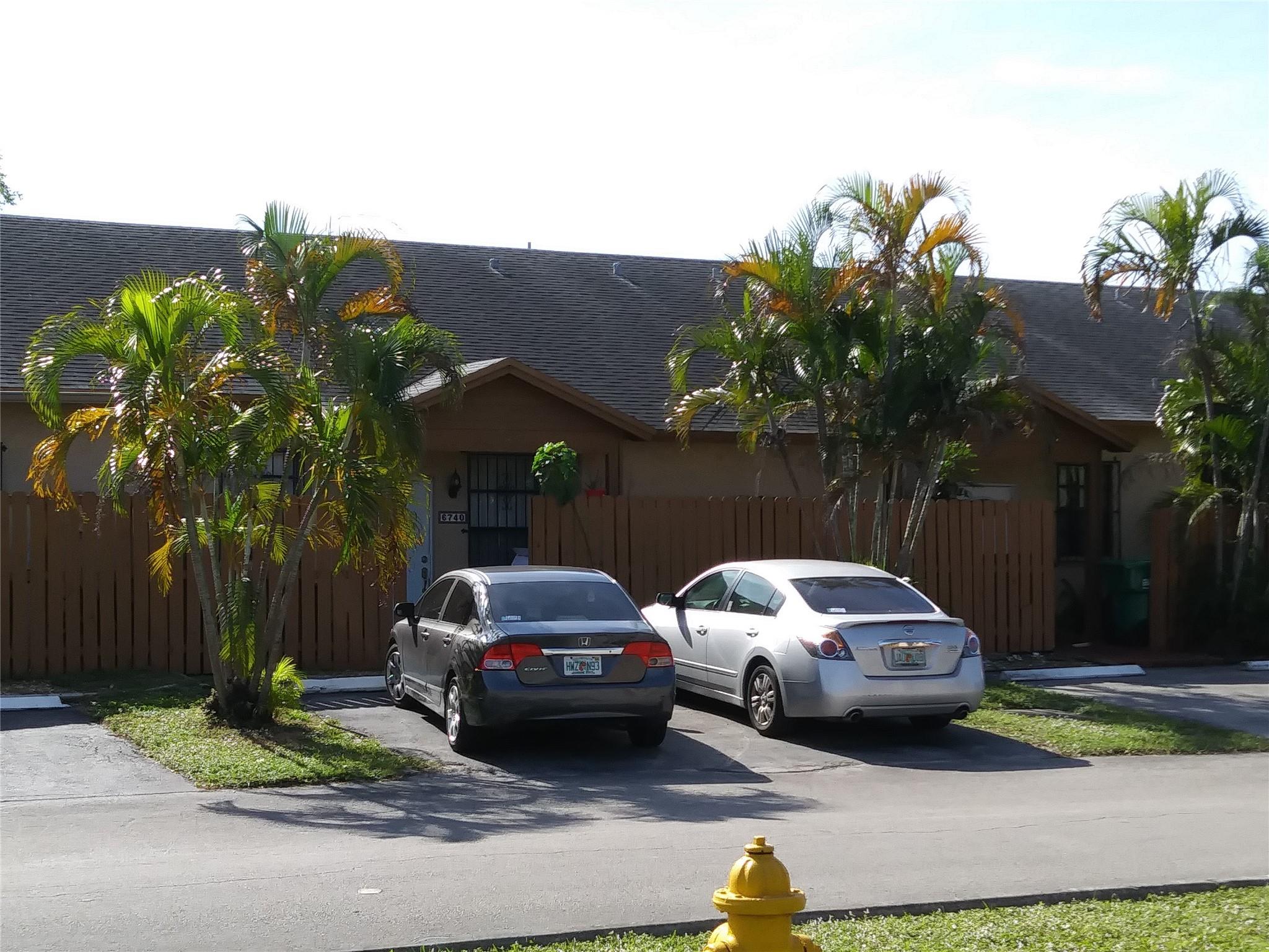 6740 NW 189th Ter