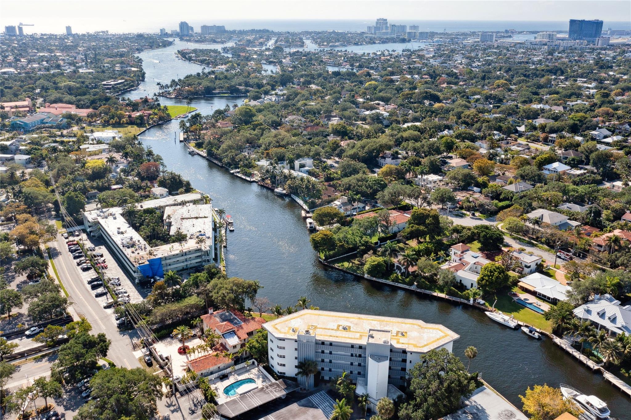 818 SE 4th St #201 Fort Lauderdale, FL 33301