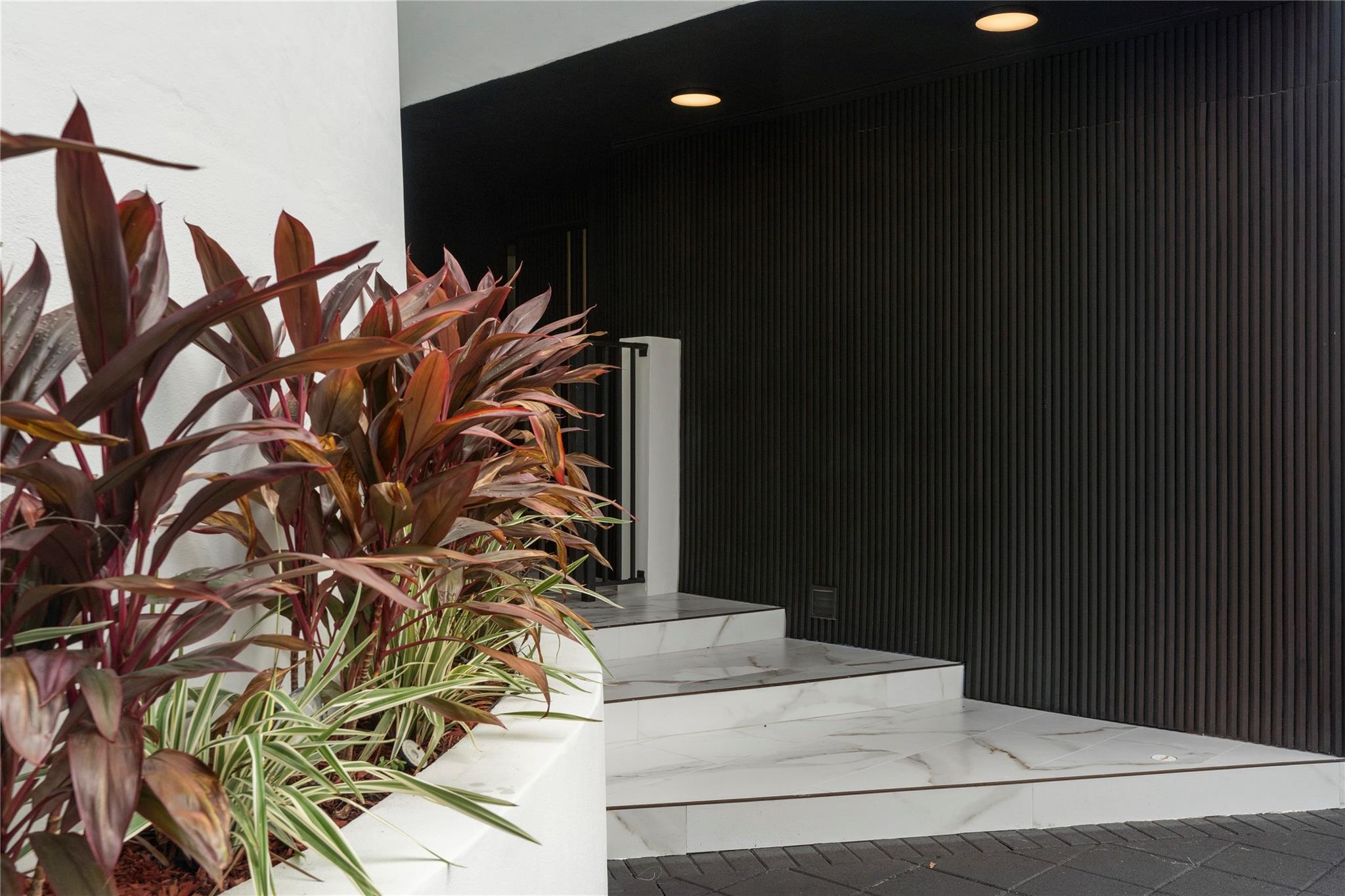 2651 NE 22nd Ct Pompano Beach, FL 33062