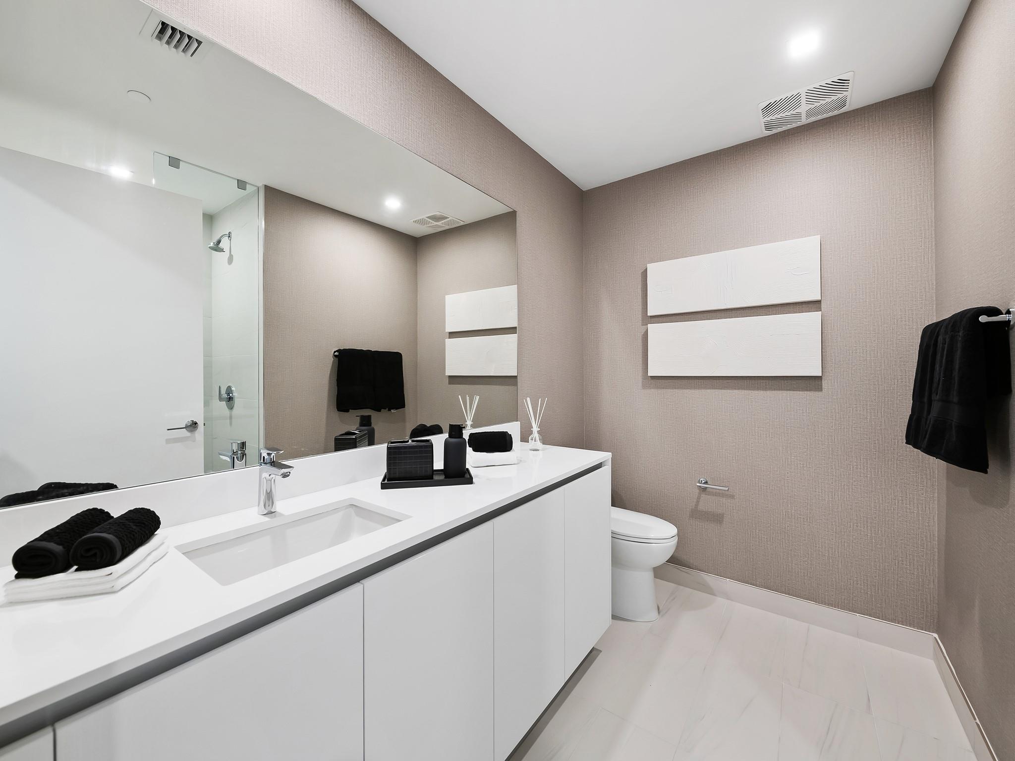 1116 N Ocean Blvd #1502 Pompano Beach, FL 33062