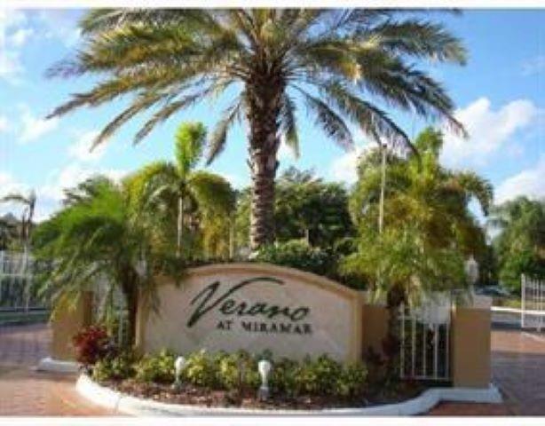 8105 SW 21st Ct #8105