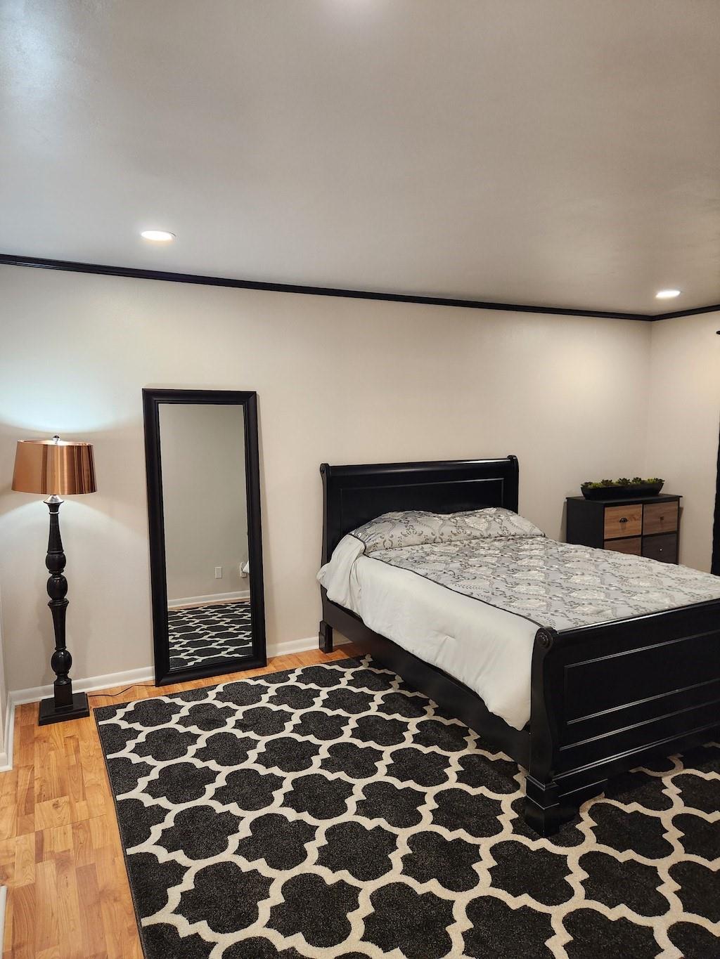 6001 N Falls Cir Dr #406