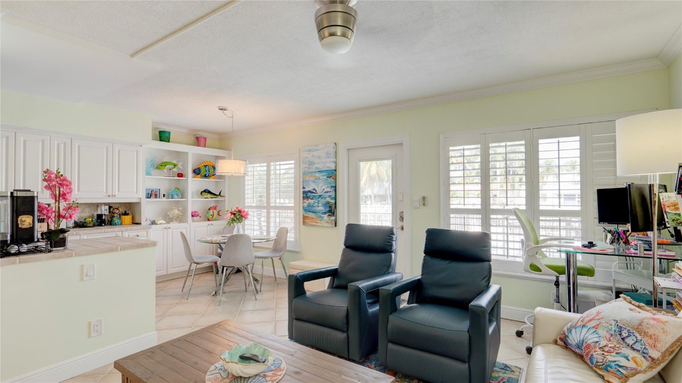 2811 NE 51st #5 Fort Lauderdale, FL 33308