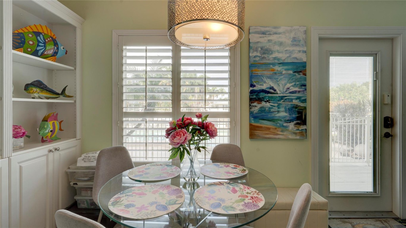 2811 NE 51st #5 Fort Lauderdale, FL 33308