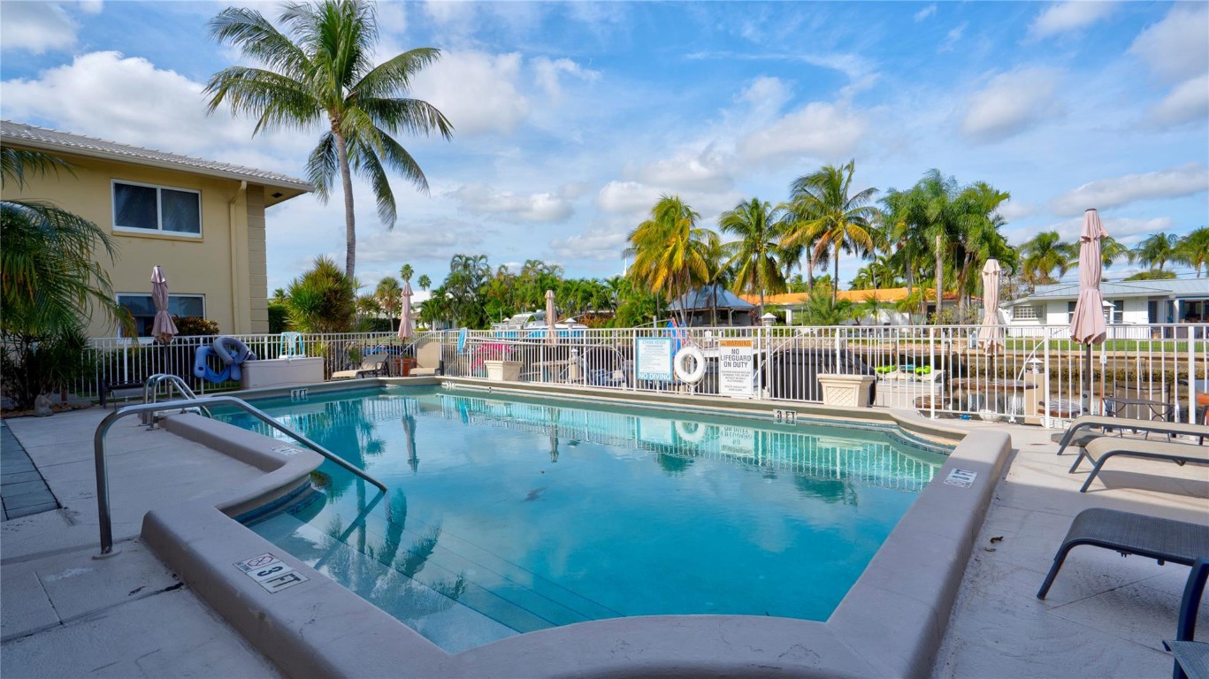 2811 NE 51st #5 Fort Lauderdale, FL 33308