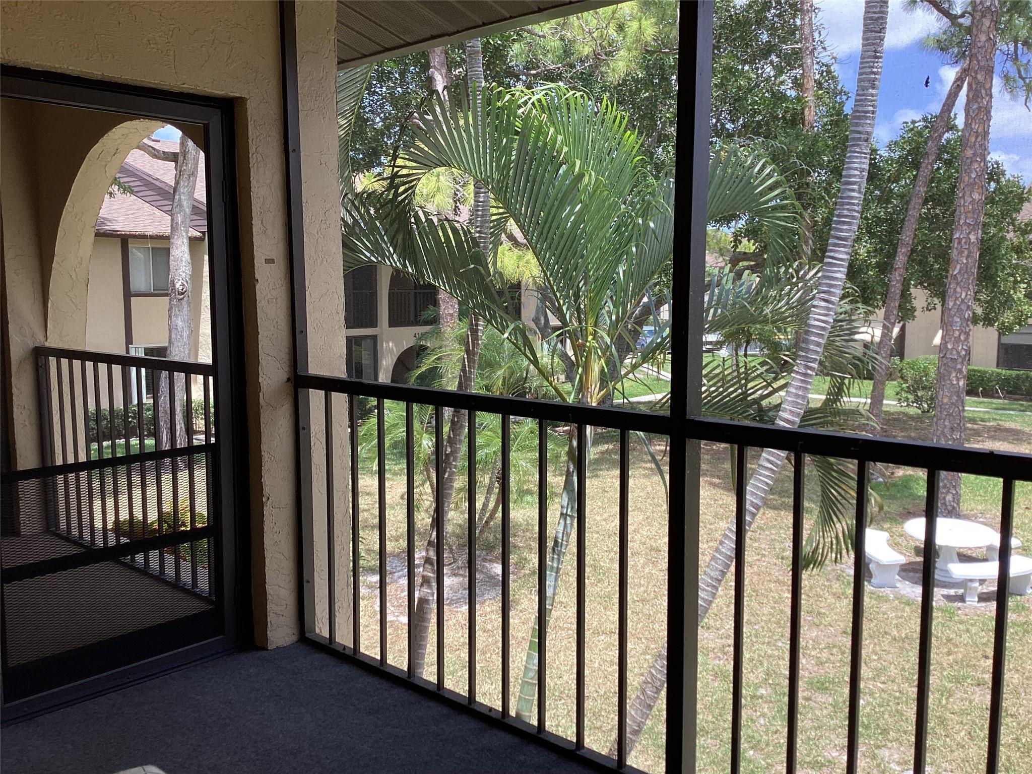 418 Pine Glen Ln #C-2