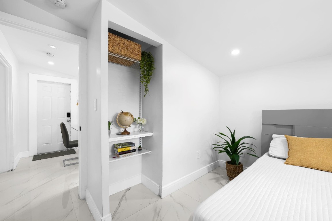 865 NE 23rd Pompano Beach, FL 33062