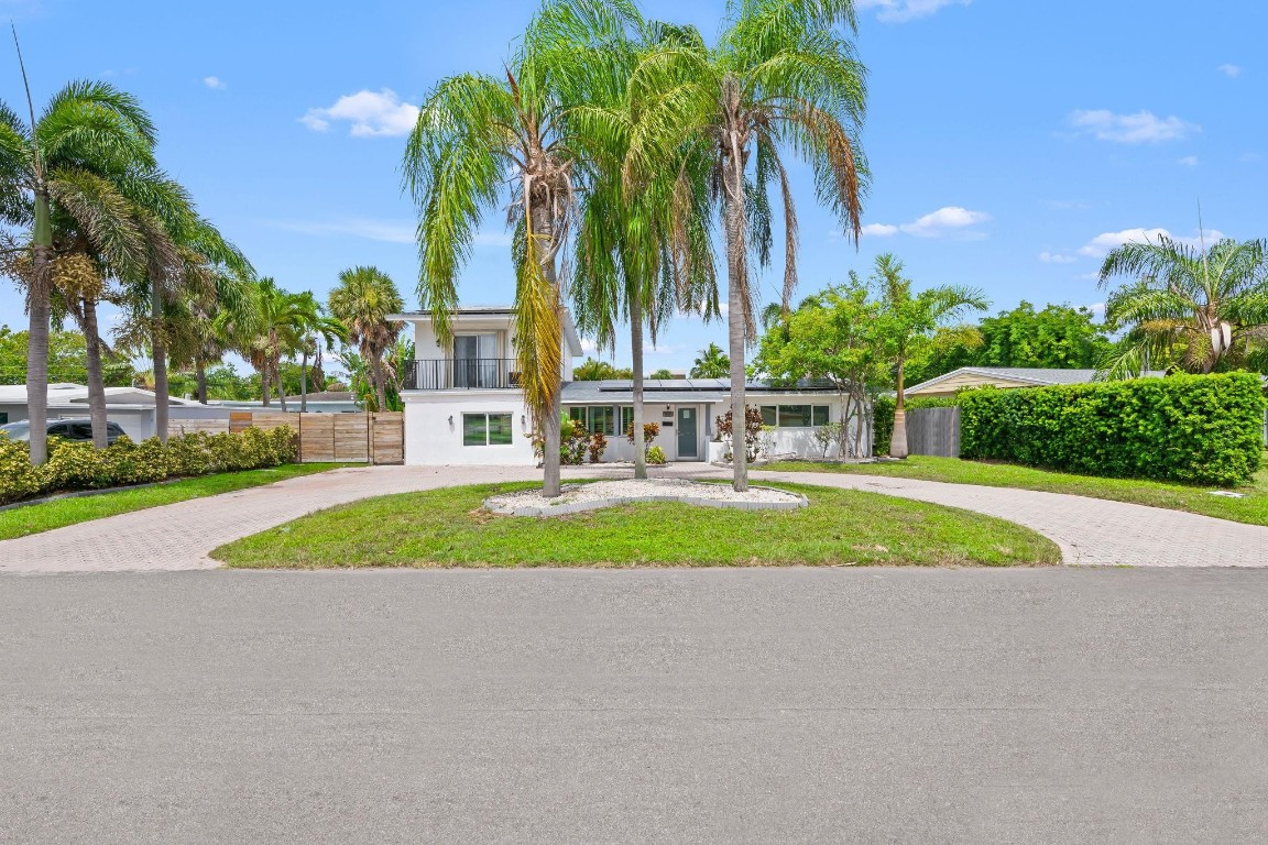 865 NE 23rd Pompano Beach, FL 33062