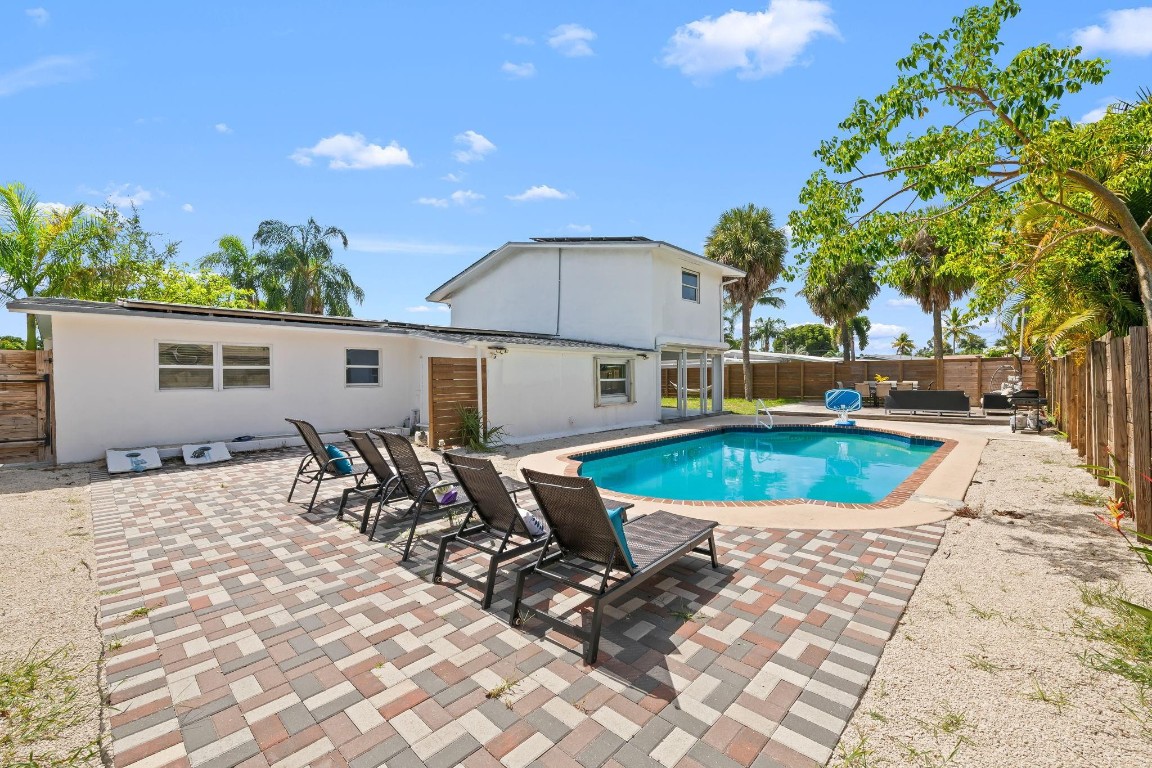 865 NE 23rd Pompano Beach, FL 33062