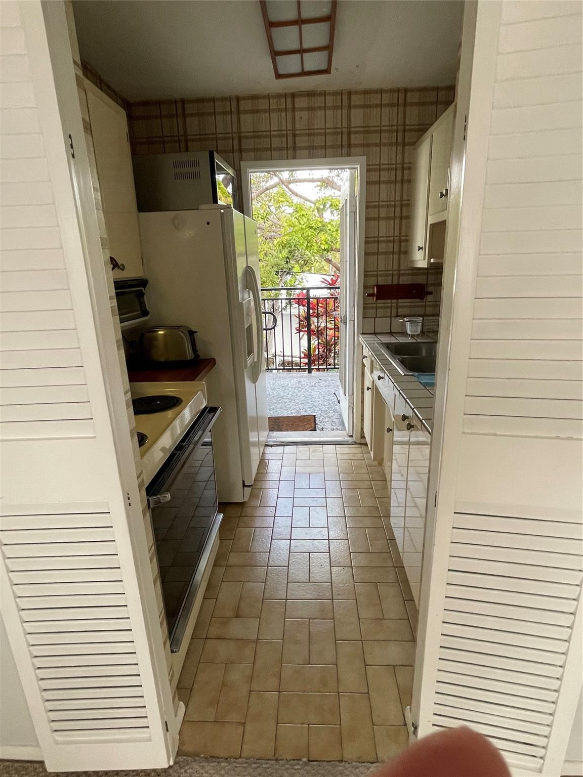 1125 SE 14th #21D Fort Lauderdale, FL 33316