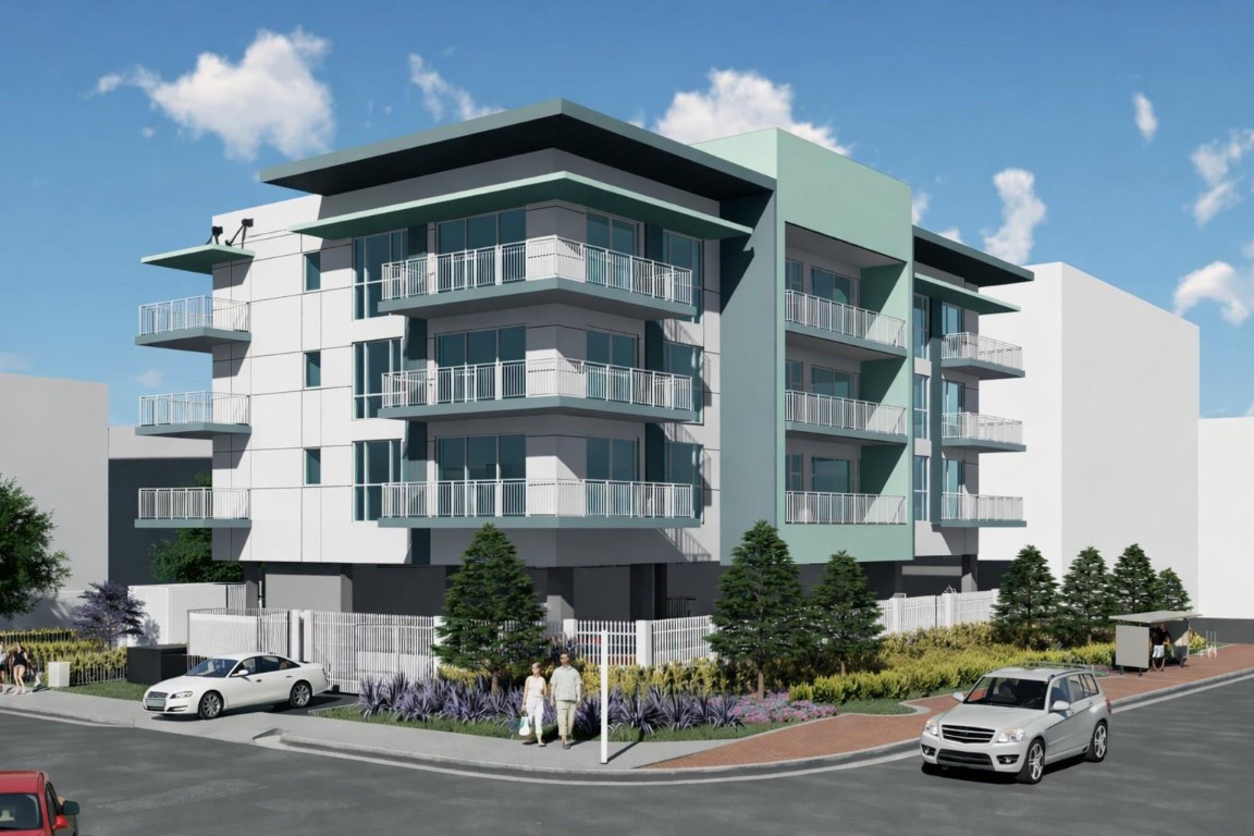 1951 E Hillsboro Bch #200