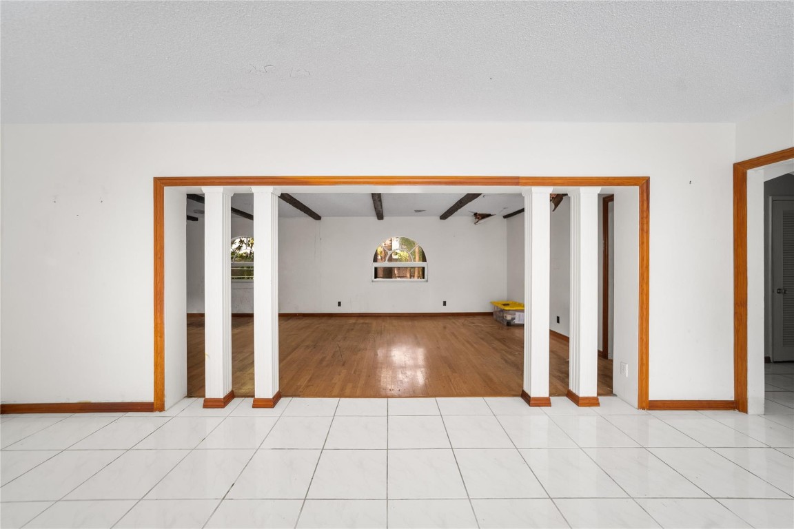 2741 NE 30th Fort Lauderdale, FL 33306