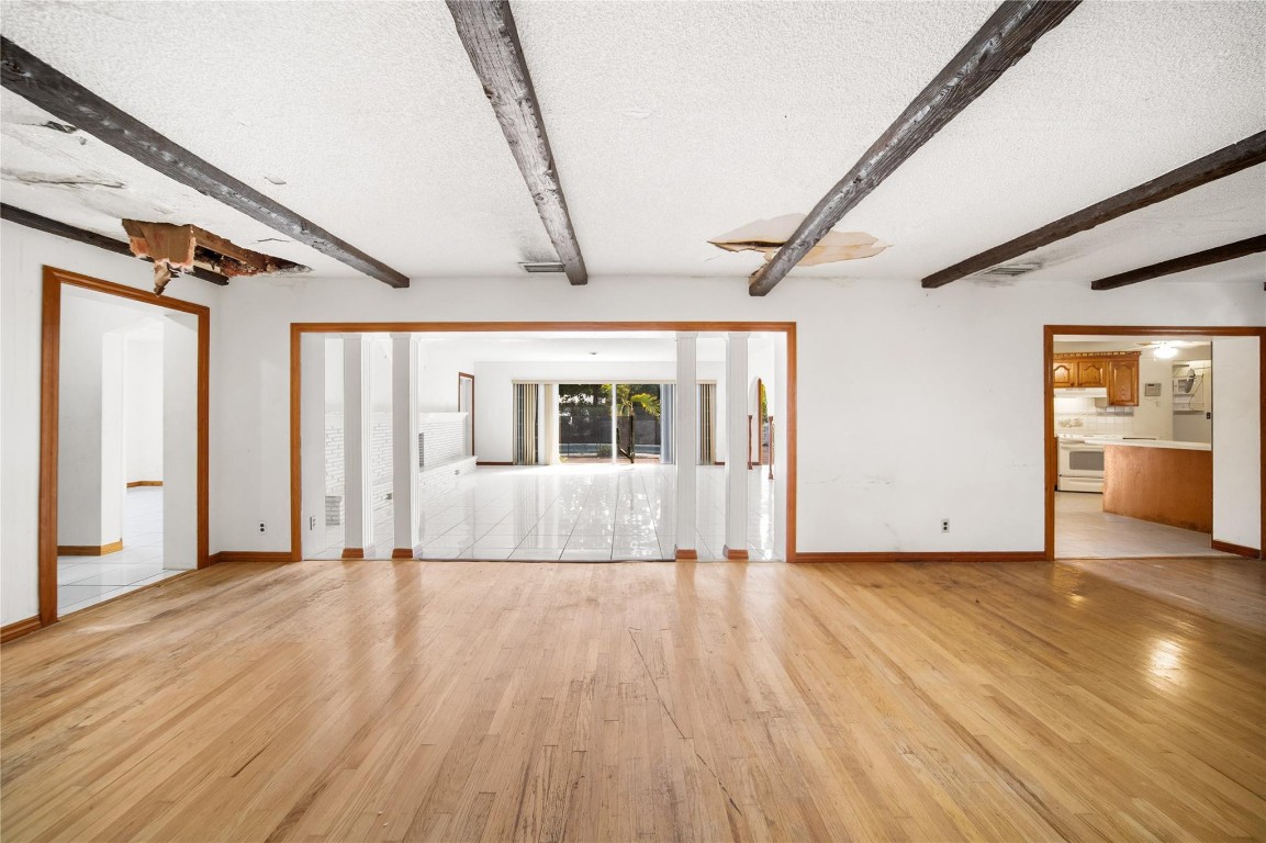 2741 NE 30th Fort Lauderdale, FL 33306