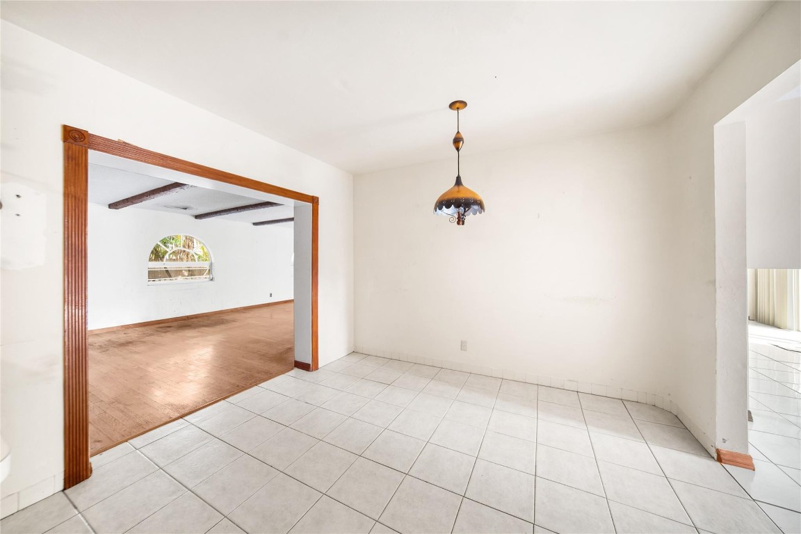 2741 NE 30th Fort Lauderdale, FL 33306