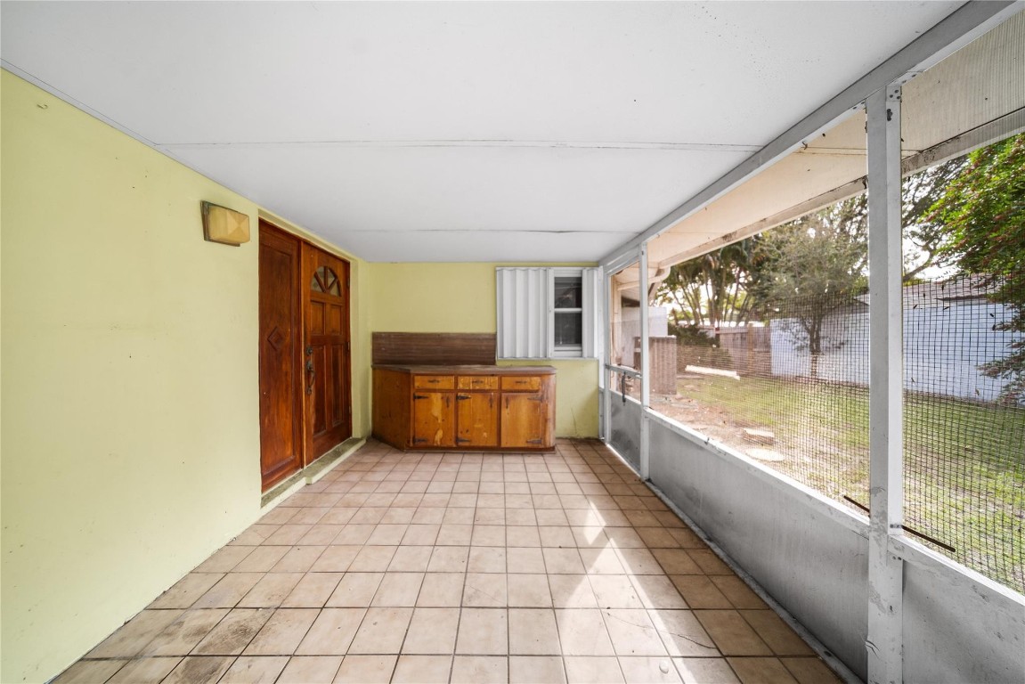 2741 NE 30th Fort Lauderdale, FL 33306