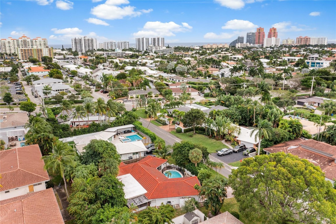 2741 NE 30th Fort Lauderdale, FL 33306