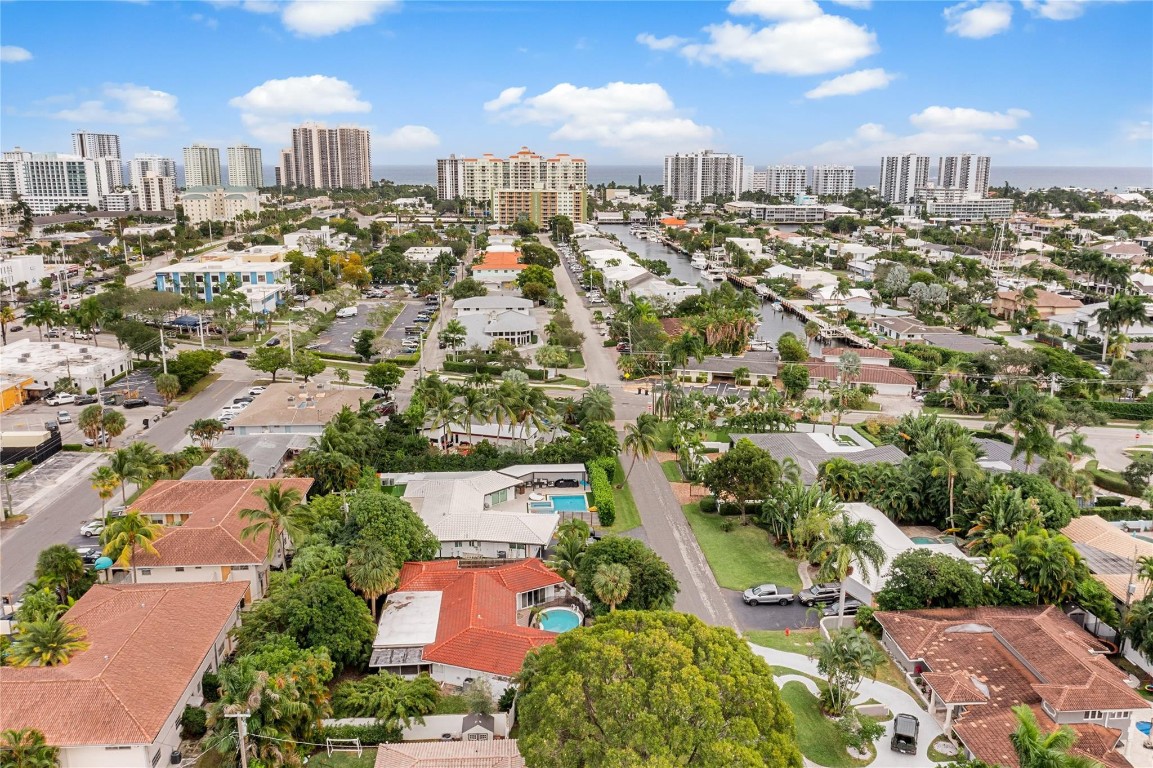 2741 NE 30th Fort Lauderdale, FL 33306