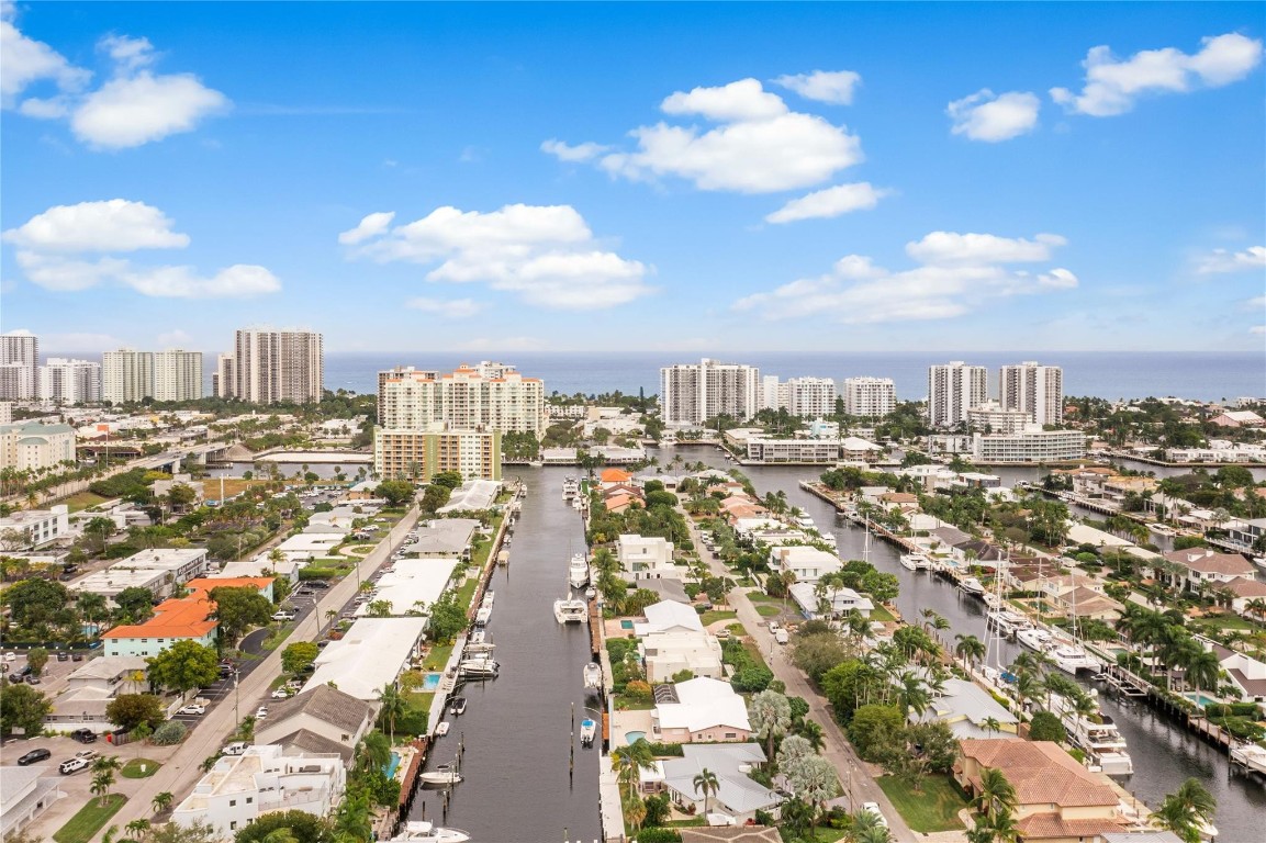 2741 NE 30th Fort Lauderdale, FL 33306