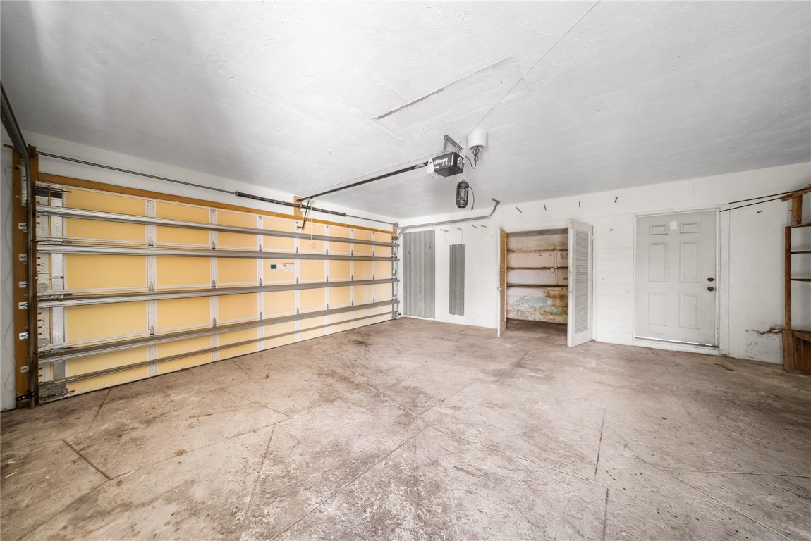 2741 NE 30th Fort Lauderdale, FL 33306