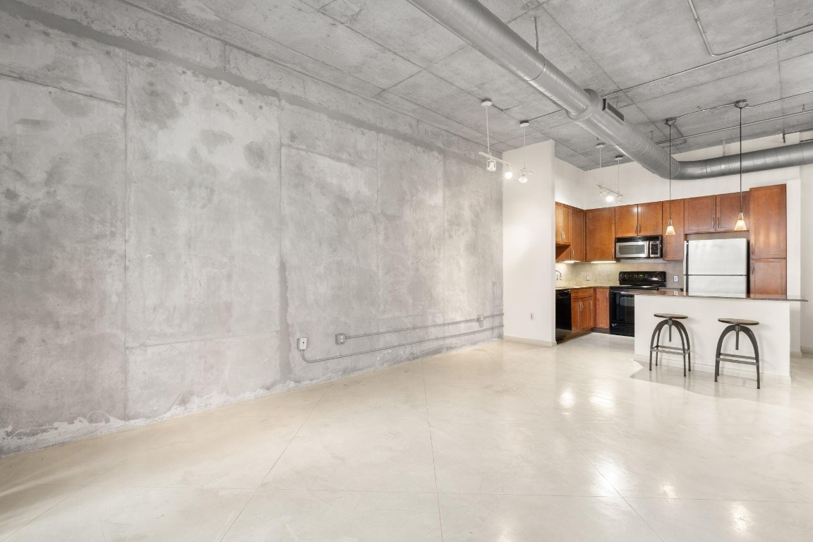 2001 Biscayne #2303 Miami, FL 33137