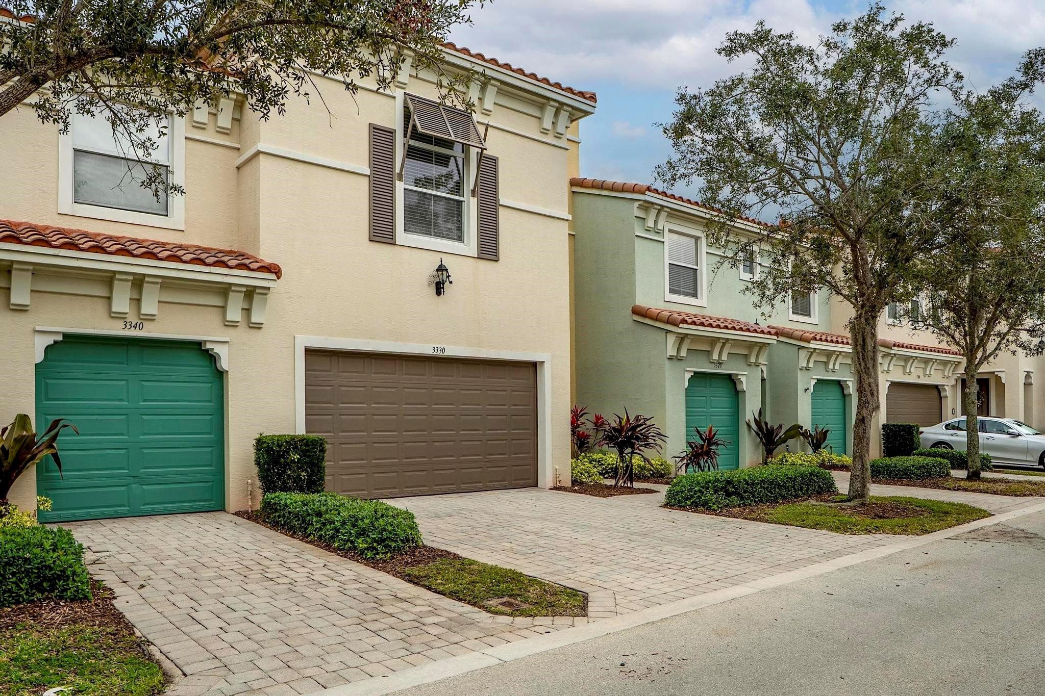 3330 NW 124th #3330
