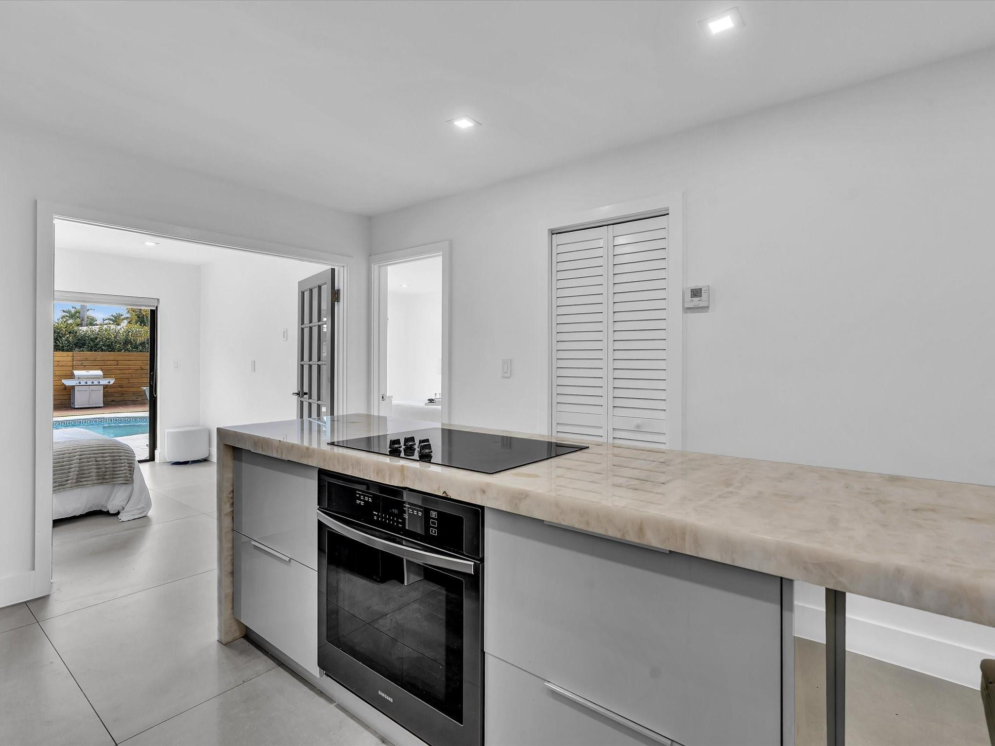 1446 Polk Hollywood, FL 33020