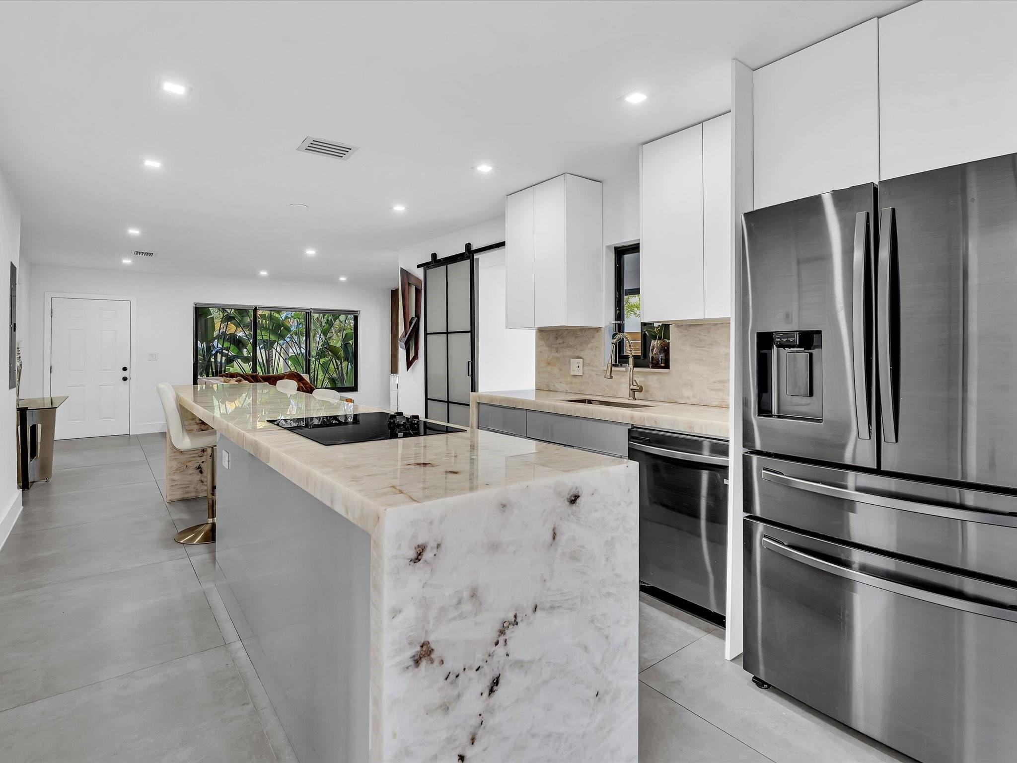 1446 Polk Hollywood, FL 33020