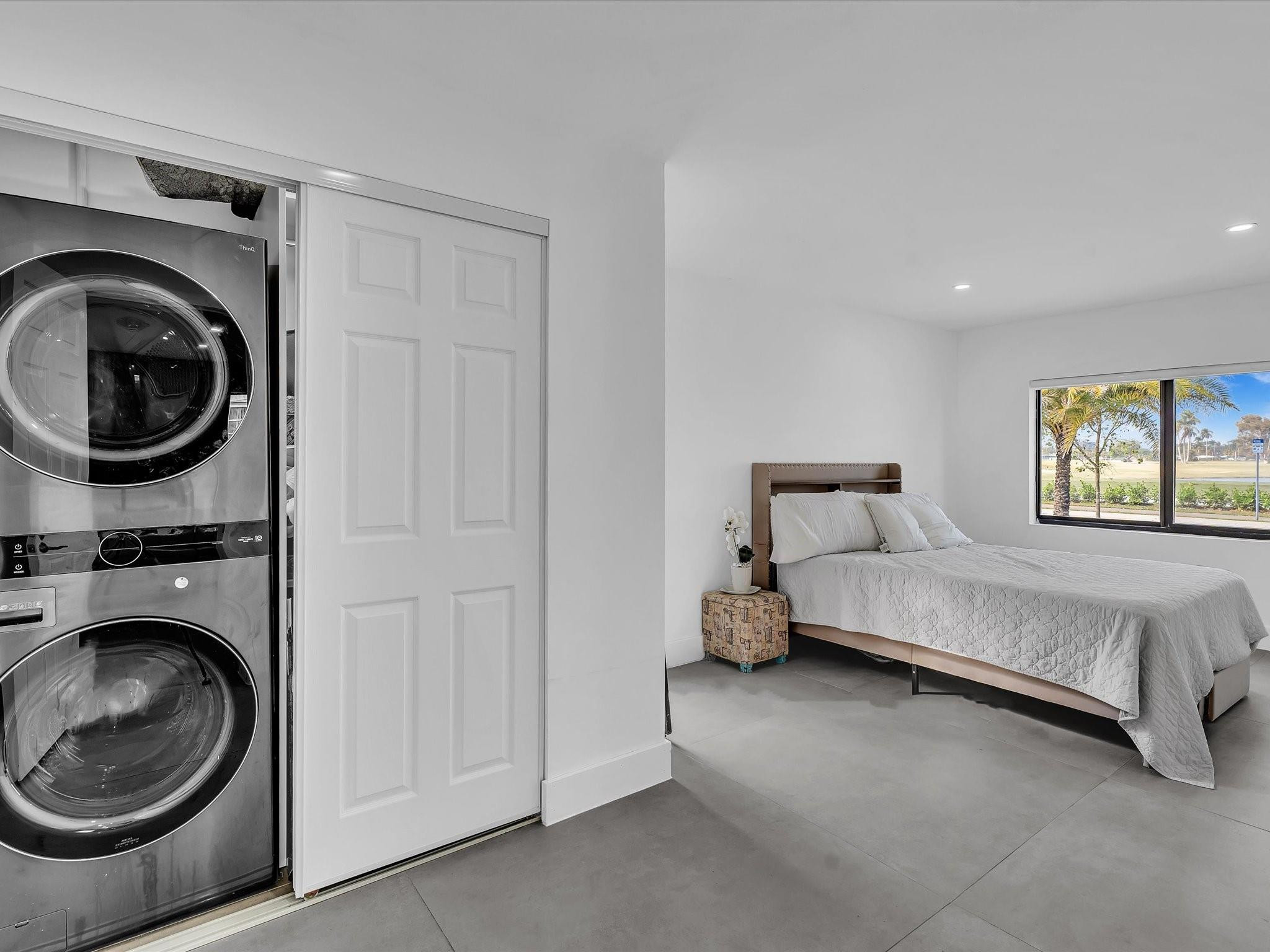 1446 Polk Hollywood, FL 33020