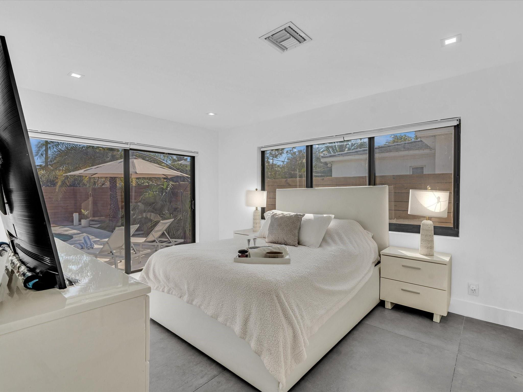 1446 Polk Hollywood, FL 33020