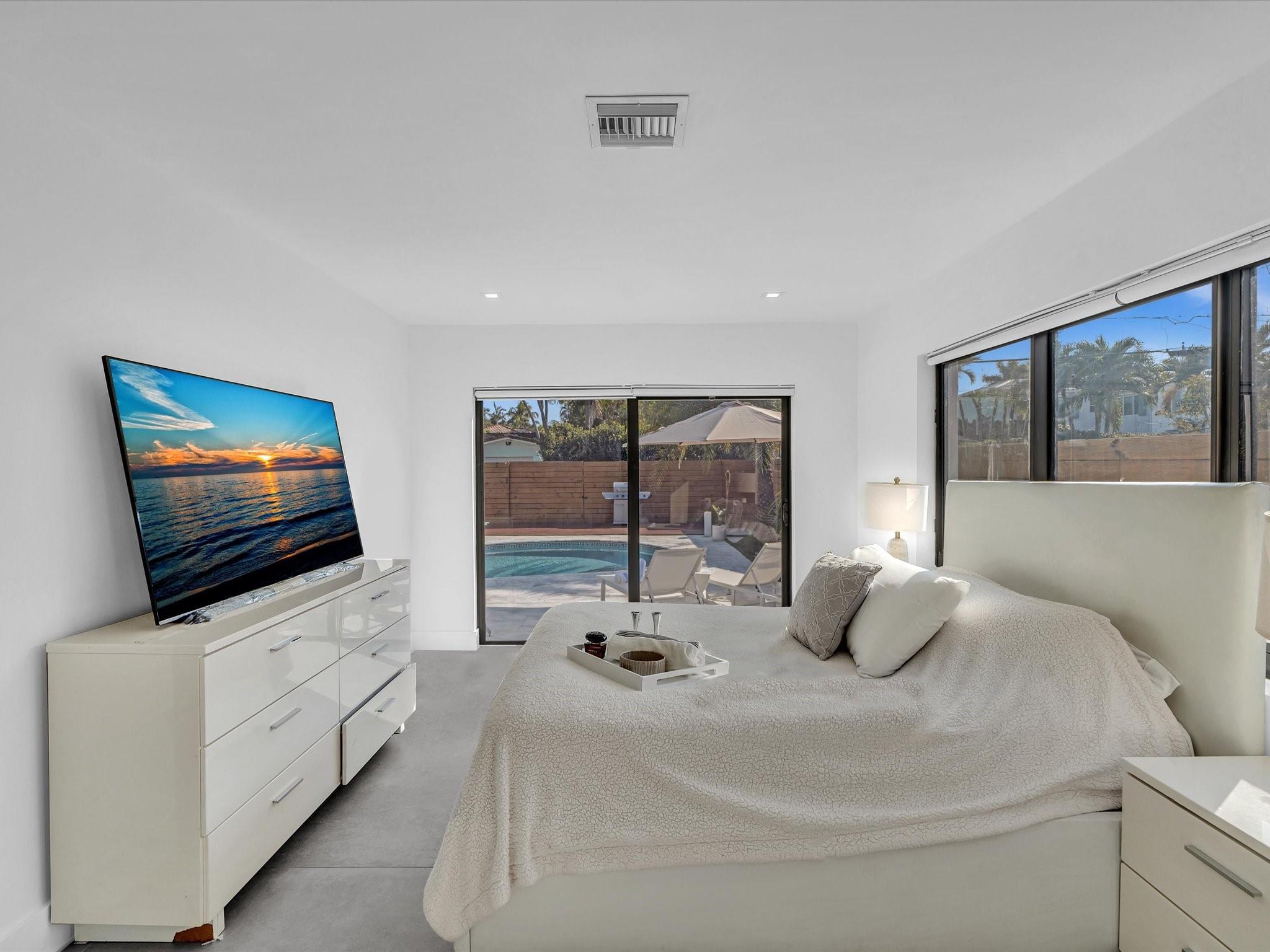 1446 Polk Hollywood, FL 33020