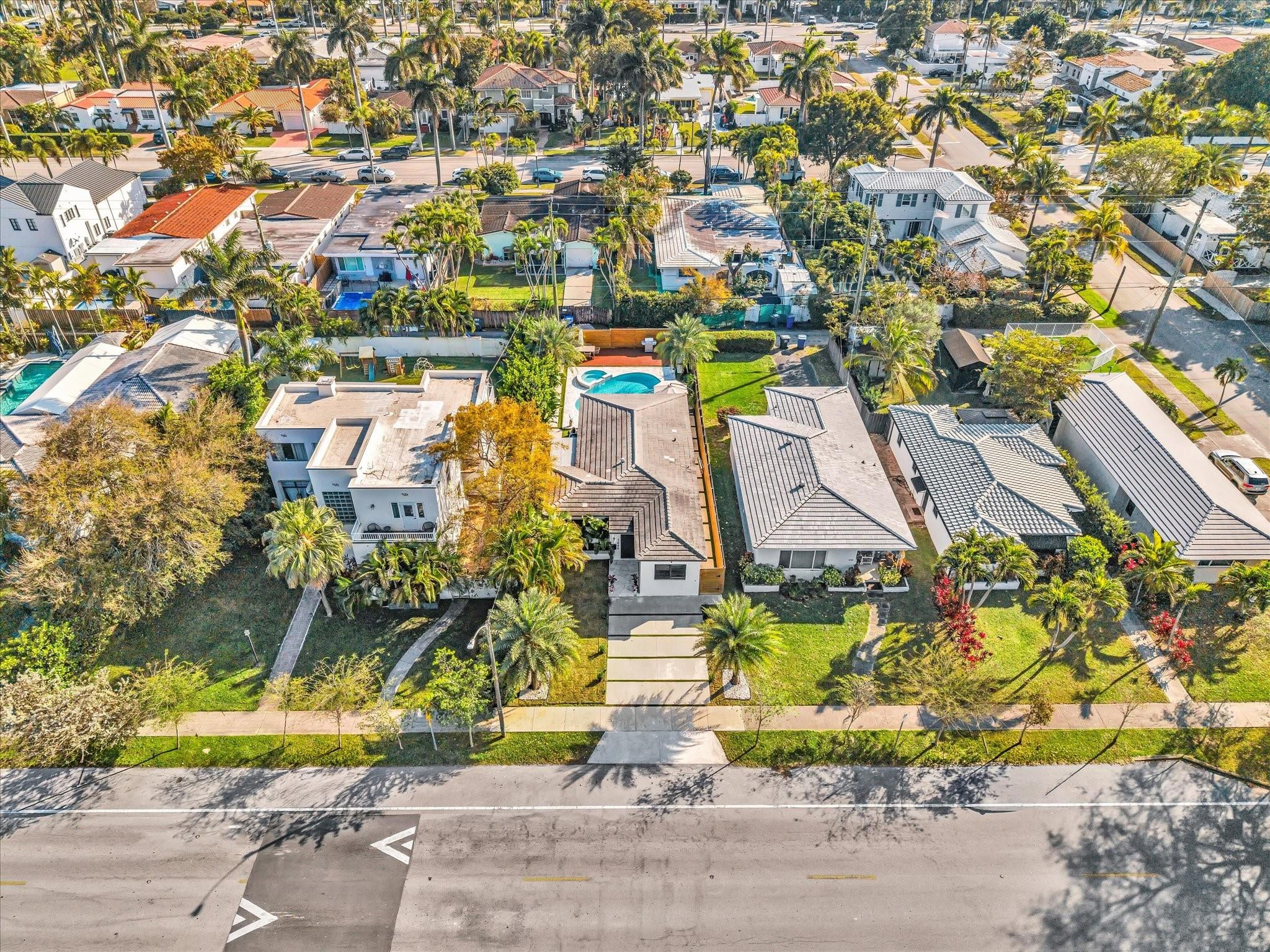 1446 Polk Hollywood, FL 33020