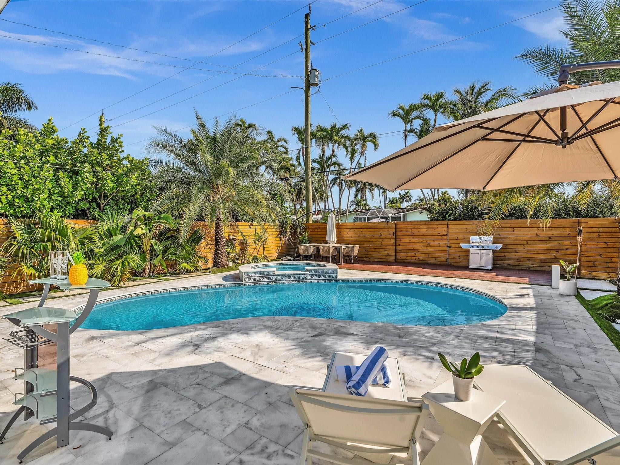 1446 Polk Hollywood, FL 33020