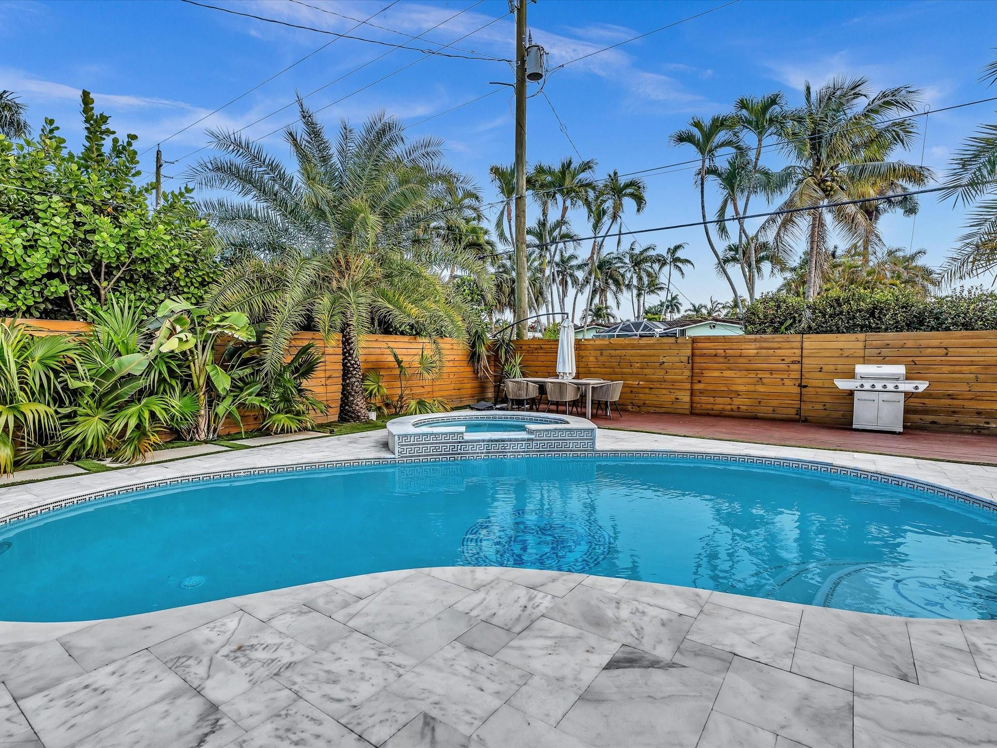 1446 Polk Hollywood, FL 33020