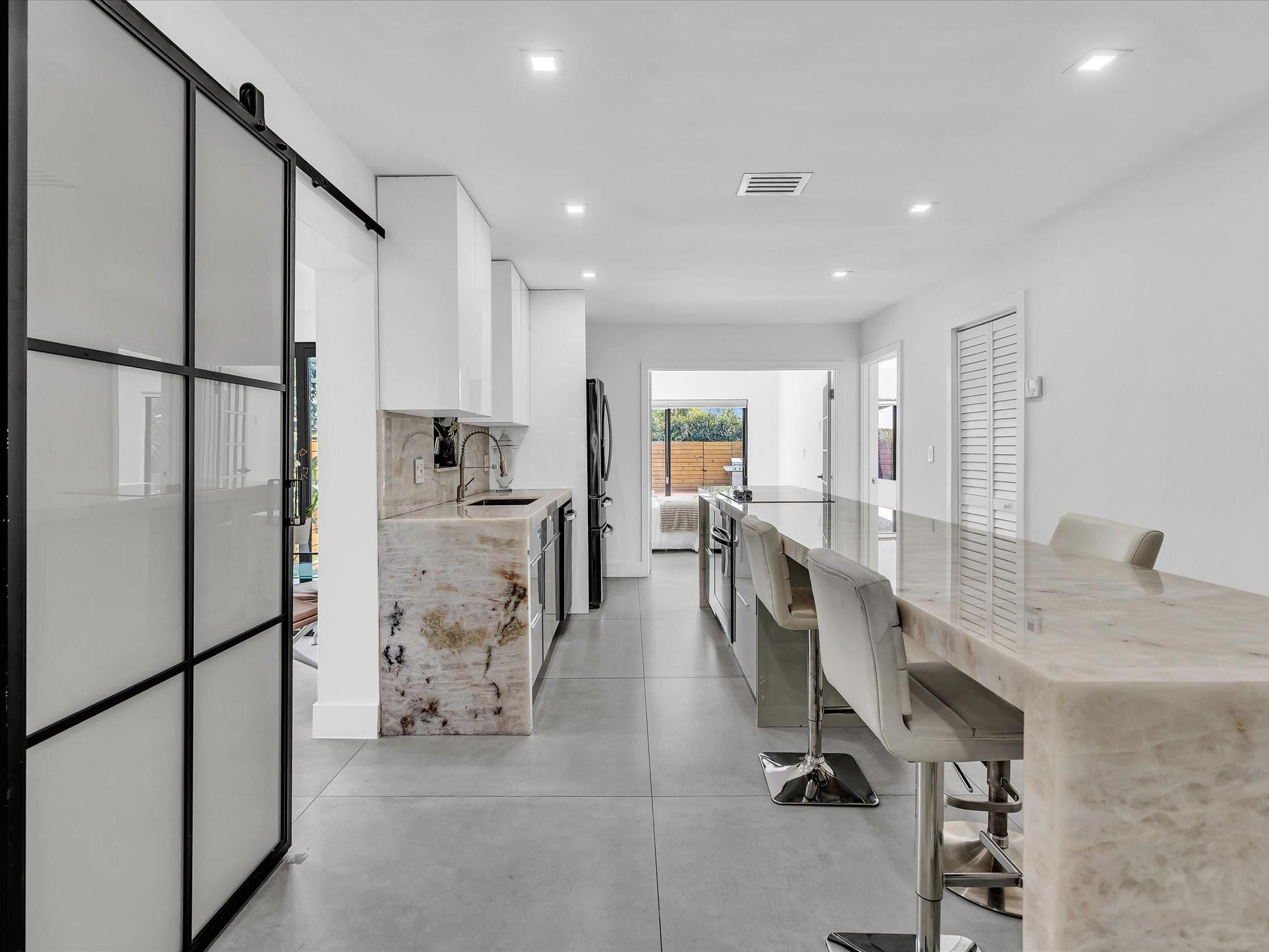 1446 Polk Hollywood, FL 33020