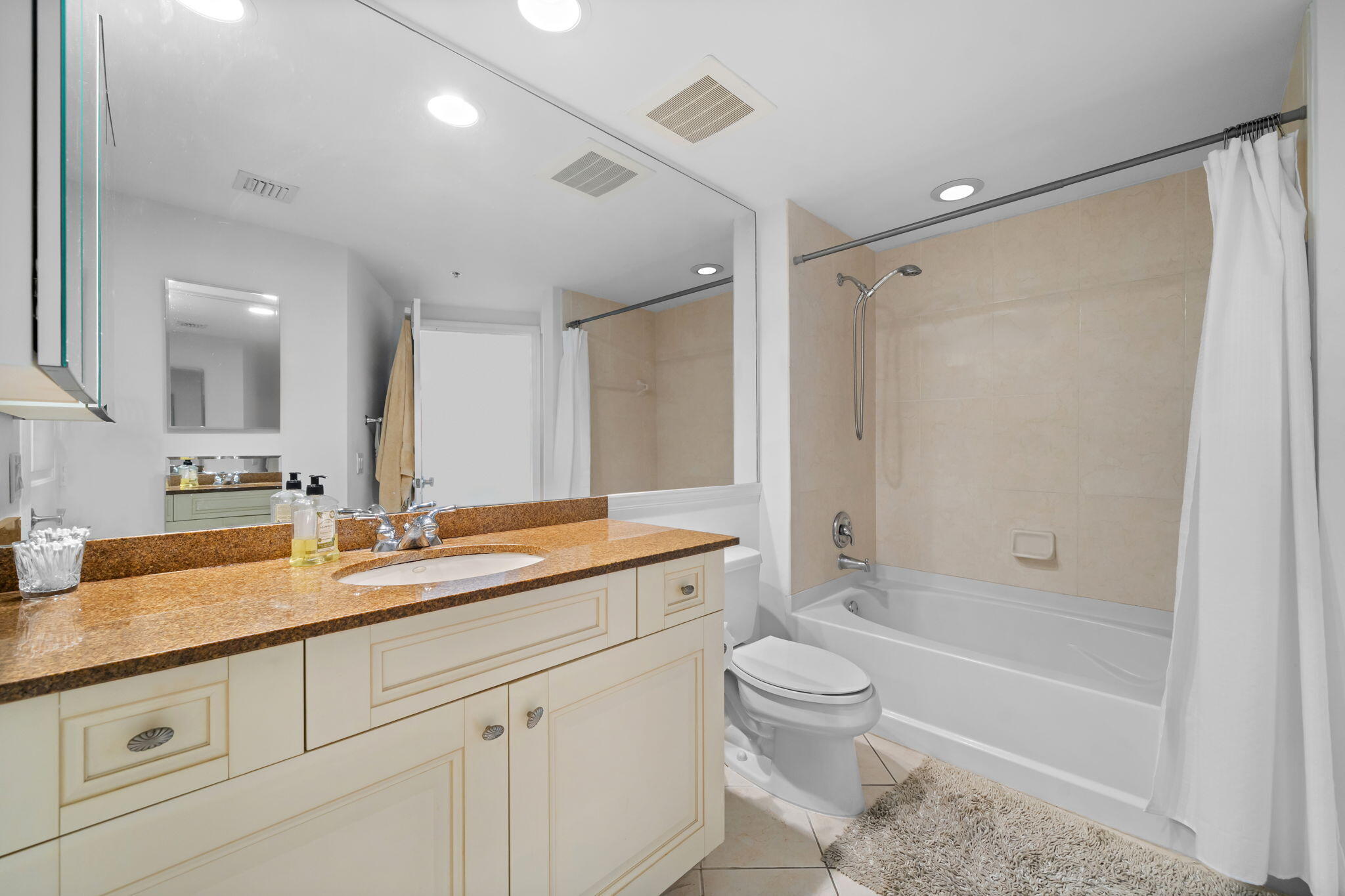 347 N New Riv #1506 Fort Lauderdale, FL 33301