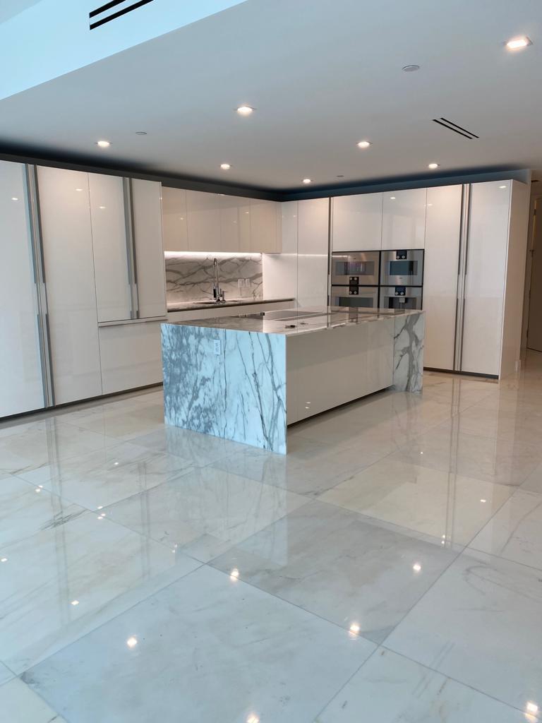 10201 Collins Ave #202,Bal Harbour, FL 33154