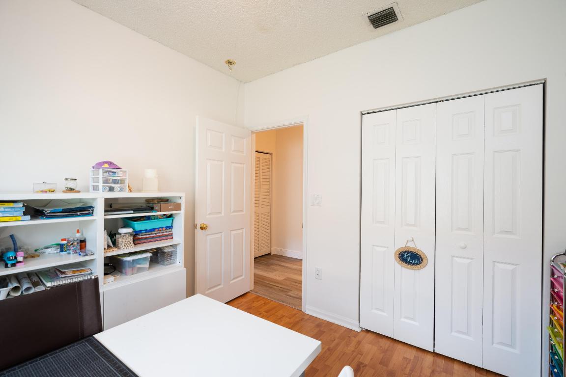 370 SW 203rd Pembroke Pines, FL 33029