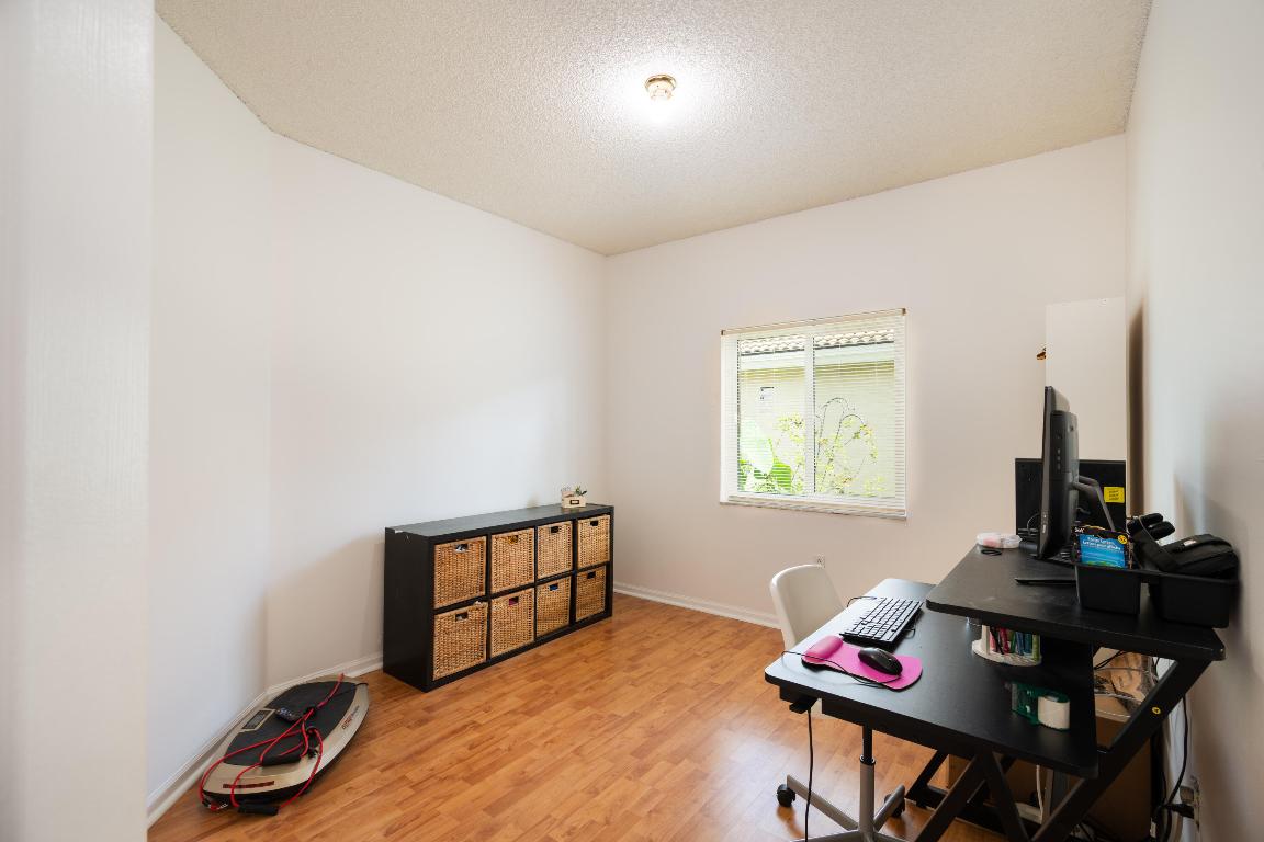 370 SW 203rd Pembroke Pines, FL 33029