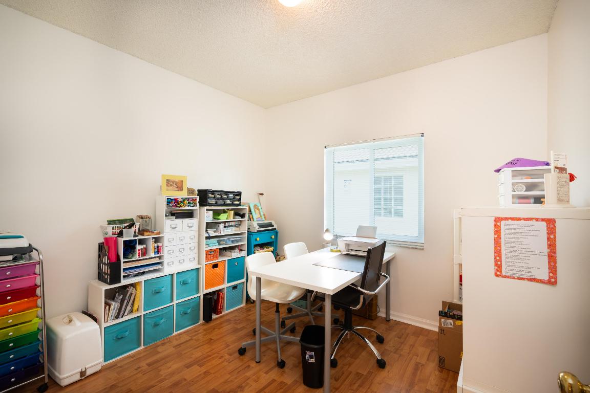 370 SW 203rd Pembroke Pines, FL 33029