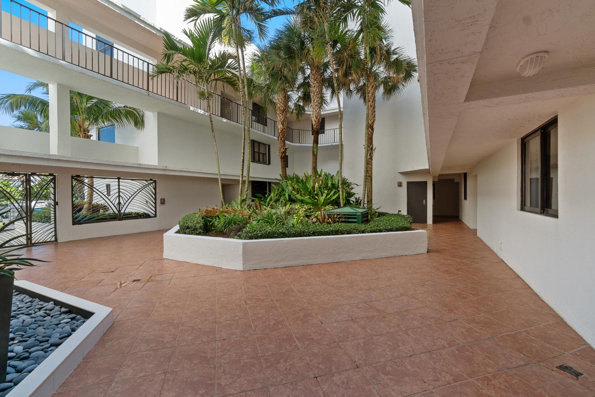 2565 S Ocean #110 N Highland Beach, FL 33487