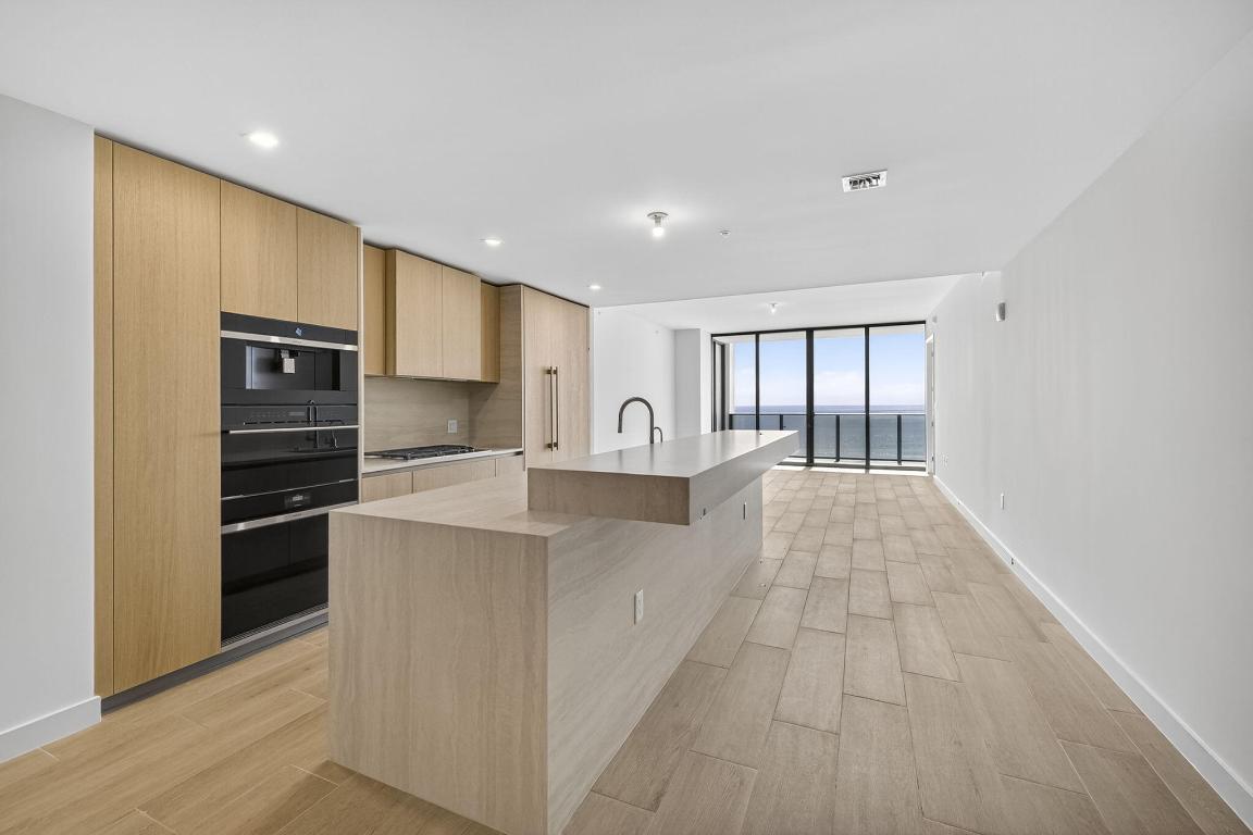 900 N Ocean Blvd #904 Pompano Beach, FL 33062