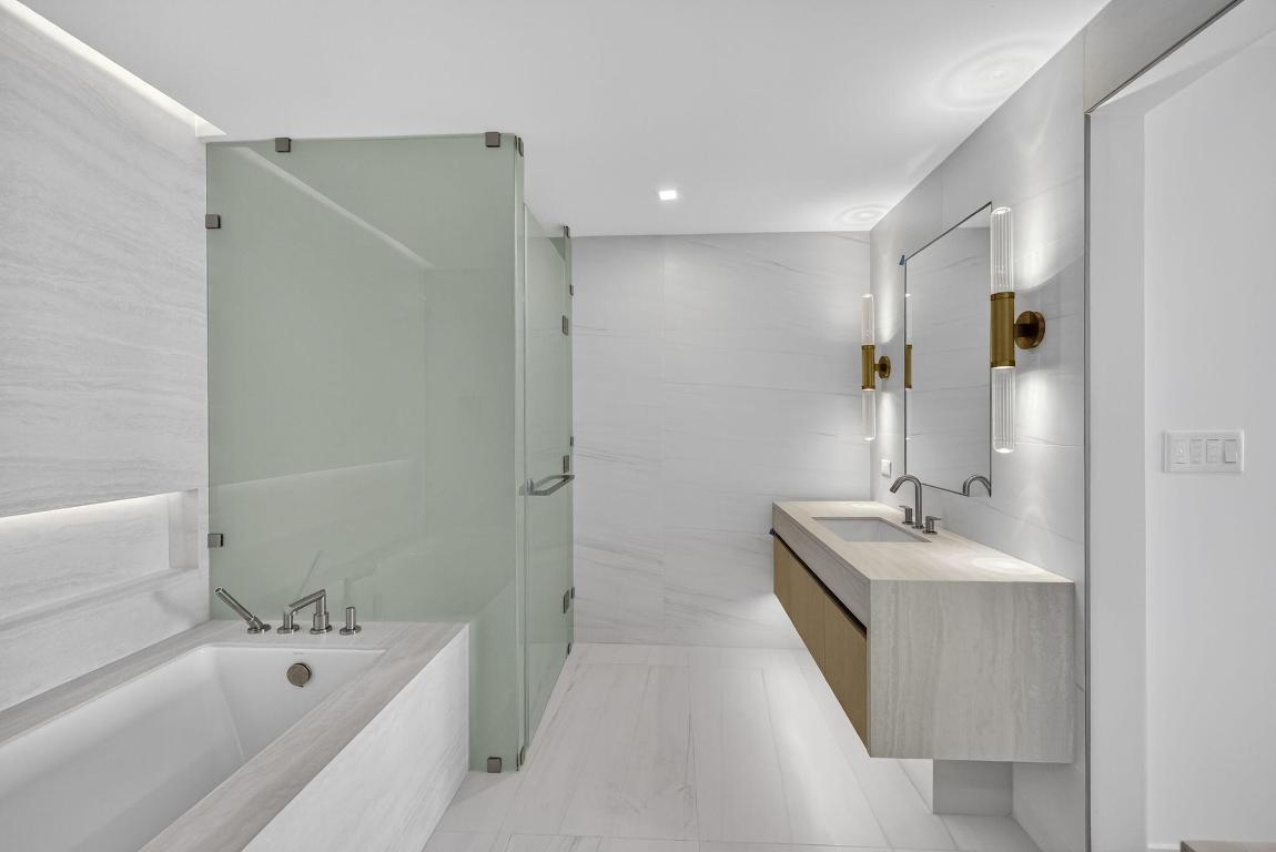 900 N Ocean Blvd #904 Pompano Beach, FL 33062