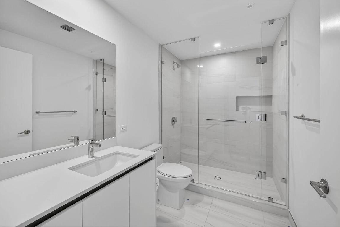 900 N Ocean Blvd #904 Pompano Beach, FL 33062