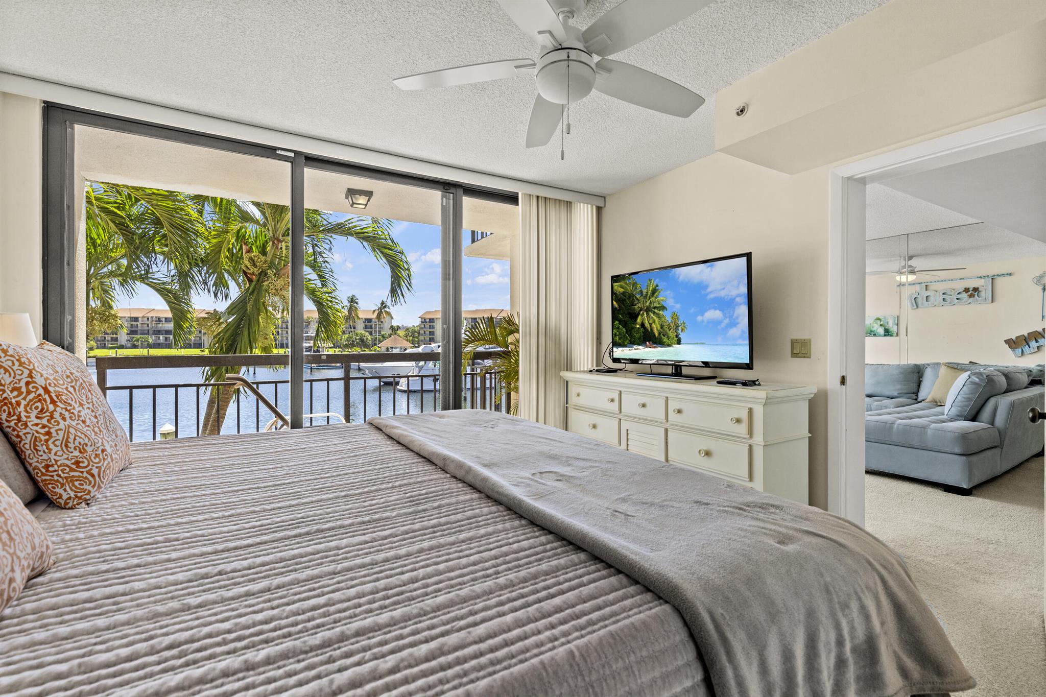 2401 Marina Isle Way #205 Jupiter, FL 33477