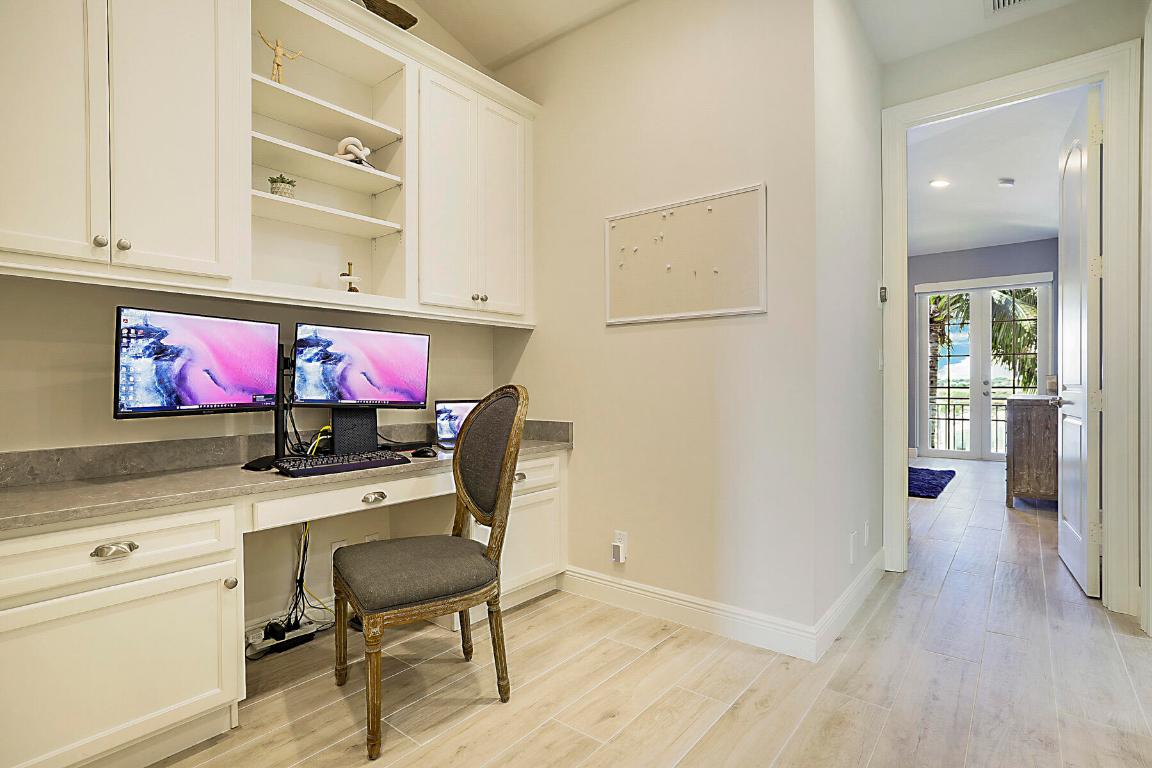 140 Ocean Breeze Juno Beach, FL 33408