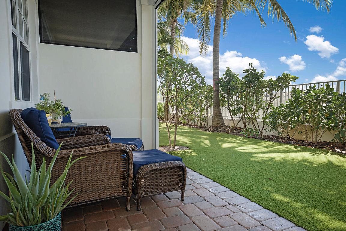 140 Ocean Breeze Juno Beach, FL 33408