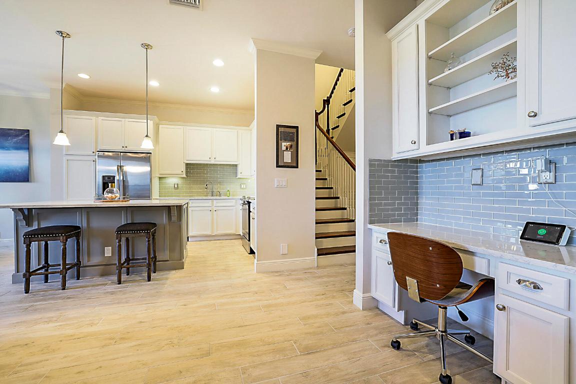 140 Ocean Breeze Juno Beach, FL 33408