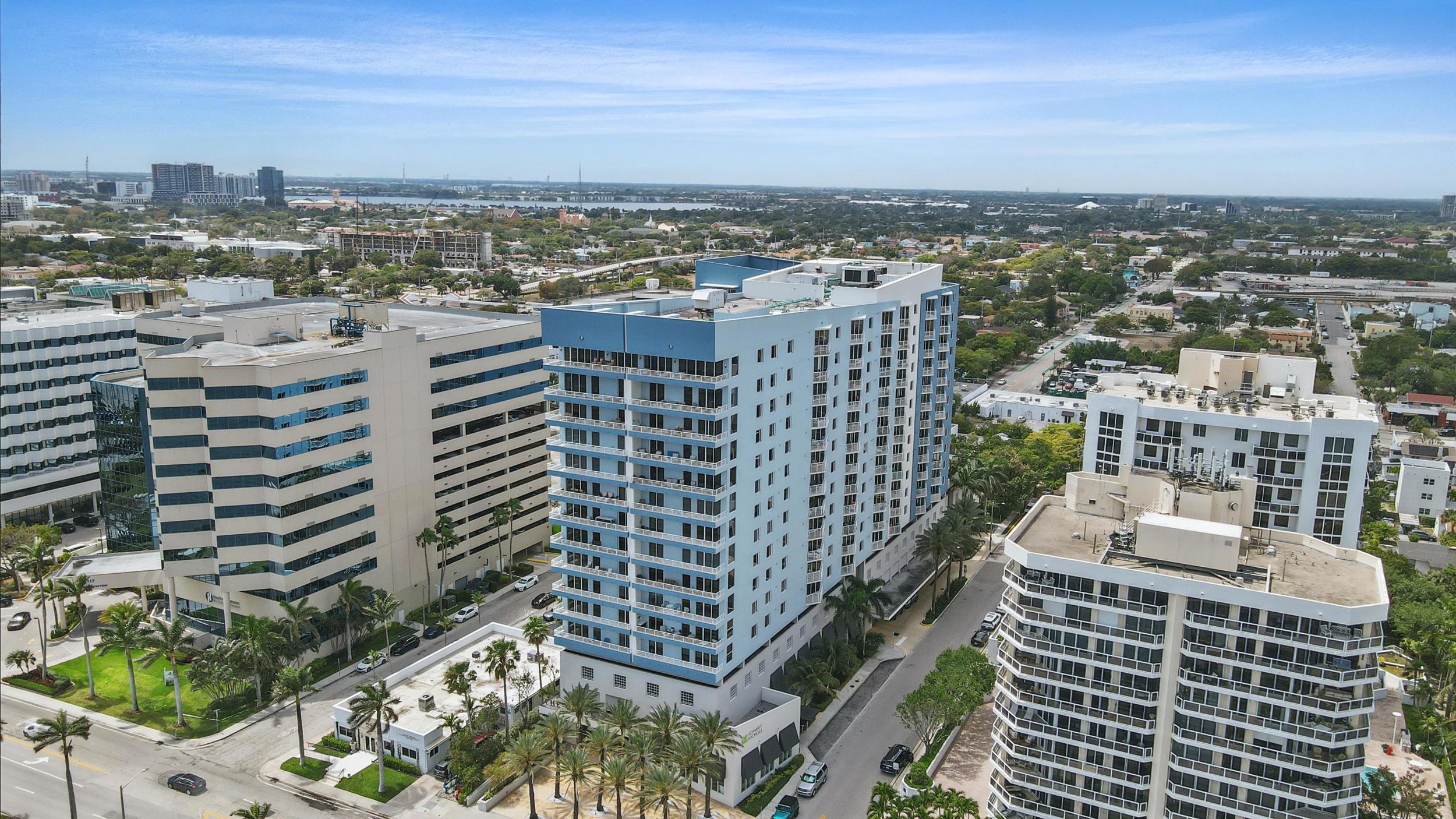 1551 N Flagler Dr #1403